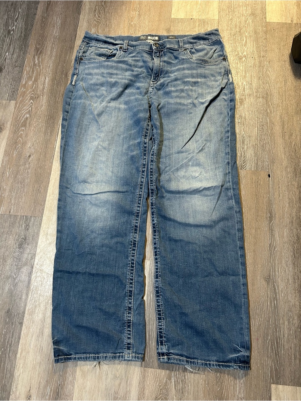 BKE Men's Washed Blue Straight Jeans